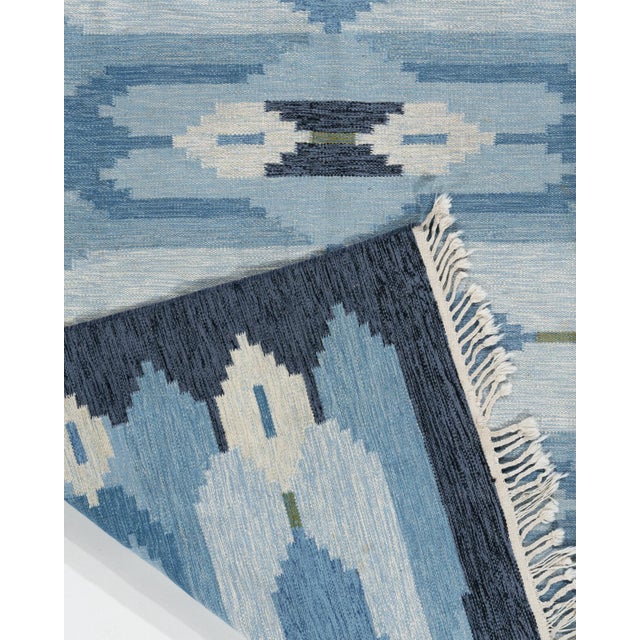 Mid-Century Modern Vintage Circa 1960 Swedish Scandinavian Rug 5ft 9in X 7ft 7in For Sale - Image 3 of 7