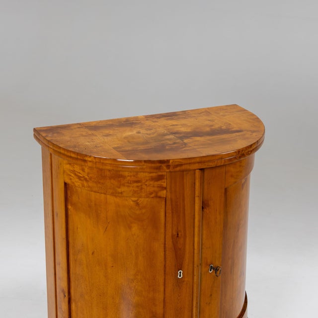 Biedermeier Demi-Lune Cabinet, 1830 For Sale - Image 4 of 9