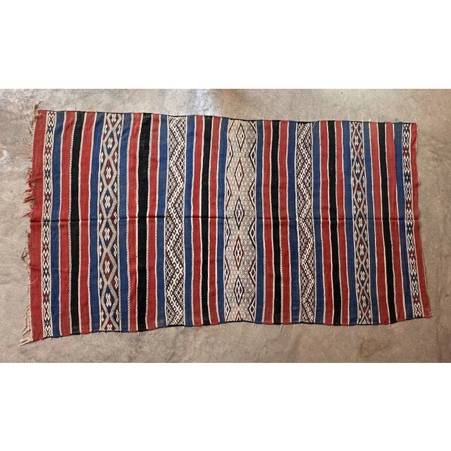 This vintage Moroccan rug is a true powerful women's artistic creation that is the first thing our eyes get caught when we...