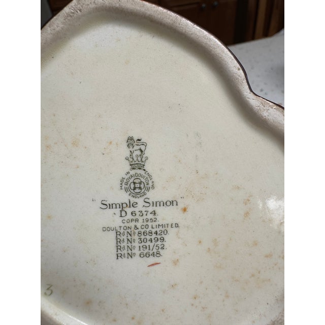 Royal Doulton “Simple Simon” Large Character Jug – Designed by Geoff Blower (1953–1960) For Sale In Palm Springs - Image 6 of 10