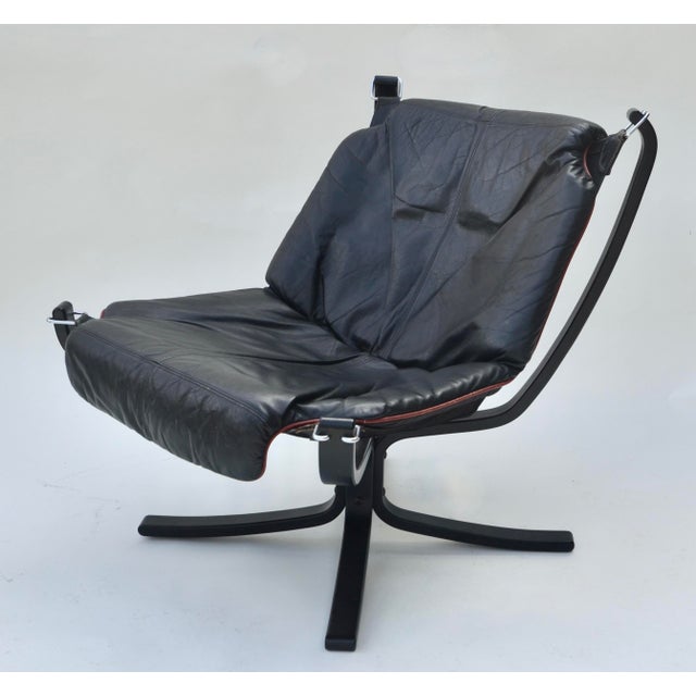 1970s Falcon Chair and Ottoman by Sigurd Ressell for Vatne Møbler, 1970s For Sale - Image 5 of 7
