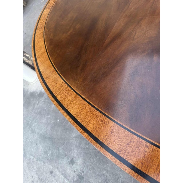 Late 20th Century - Baker Furniture Stately Homes Sheraton Oval Banded Walnut and Birdseye Maple Dining Table - Extraordinary Piece From Grand Rapids For Sale In Saint Louis - Image 6 of 6