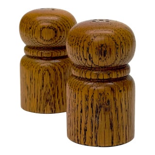 Quintessential Mid Century Modern Wooden Salt & Pepper Shakers For Sale