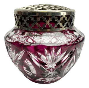 Pique Fleurs Vase in Cut-to-Clear Crystal with Grille from Val Saint Lambert , 1935