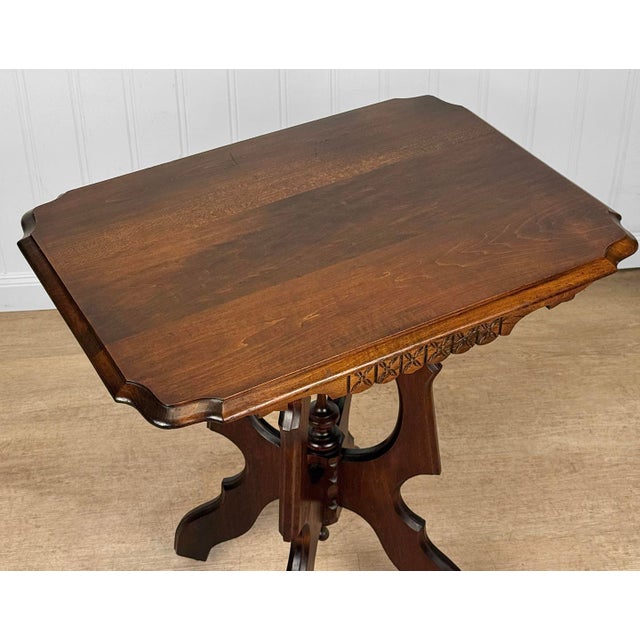 Early 20th Century Antique Eastlake Victorian Walnut Carved Parlor Side Table For Sale - Image 5 of 14