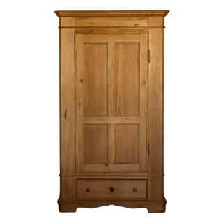 Early 20th Century Pine Wardrobe For Sale