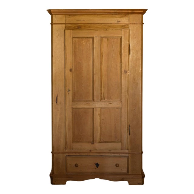 Early 20th Century Pine Wardrobe For Sale