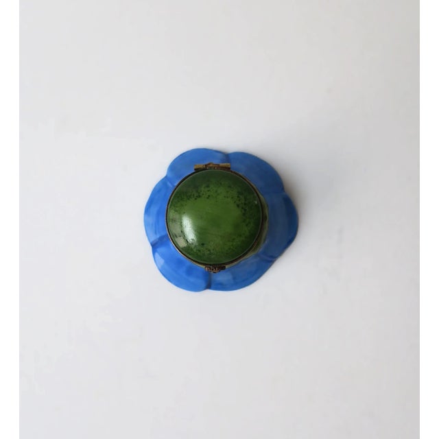 French Porcelain Jewelry Dish Pill Box For Sale - Image 11 of 12