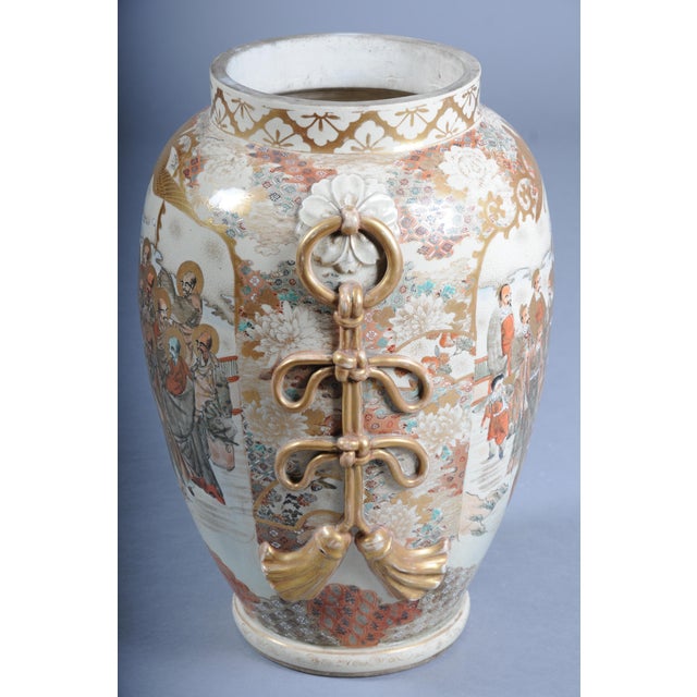 Antique Meiji Japanese Satsuma Vase, 1890 For Sale - Image 6 of 18