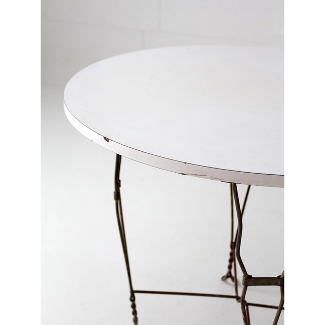 Vintage 1960s Simpson Bosworth Heart Back Ice Cream Parlor Dinette Set For Sale - Image 14 of 18