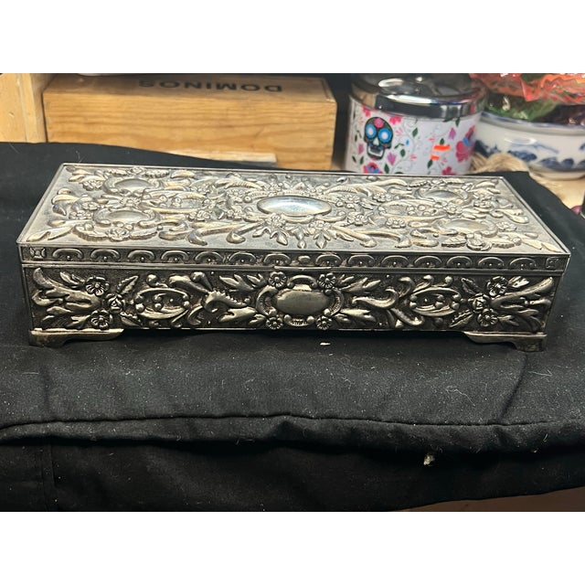 Godinger Vintage 1992 Godinger Silver-Plated Ornate Repoussé Jewelry Box With Red Interior For Sale - Image 4 of 7