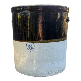 Antique 6-Gallon Two-Tone Stoneware Crock Manufactured by Burley & Winter Pottery For Sale
