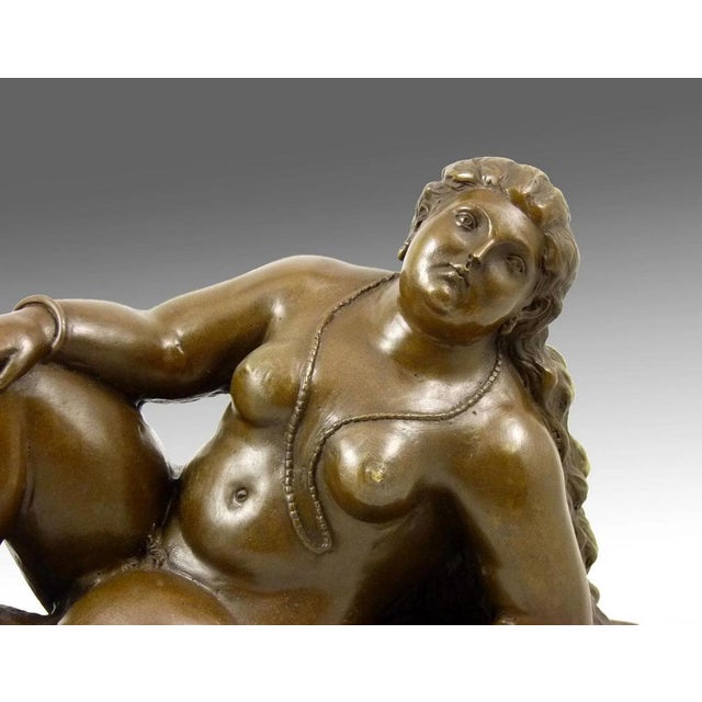 Sculpture of Nude Woman at the Beach, 20th Century, Bronze For Sale - Image 4 of 10