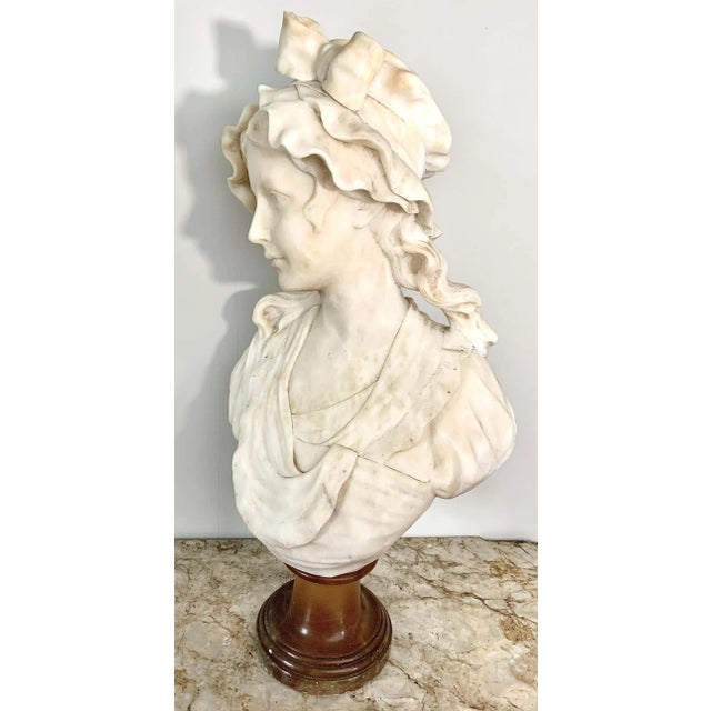 Woman Bust in Alabaster, 19th Century For Sale - Image 6 of 10