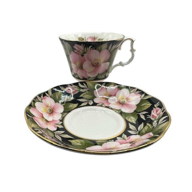 Vintage Royal Albert Alberta Rose Teacup and Saucer Set of One For Sale - Image 12 of 14