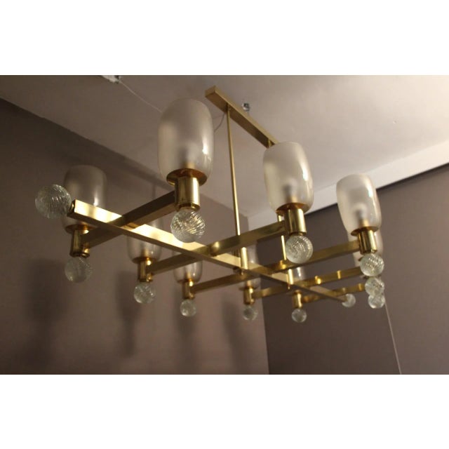 Mid-Century Modern Vintage Large Brass & Grey Murano Glass Oval Chandelier For Sale - Image 3 of 18