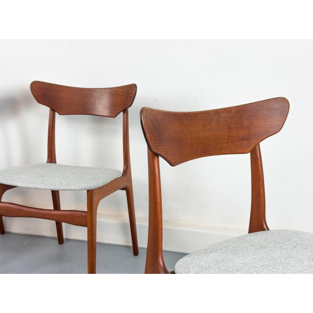 1960s Danish Teak Dining Chairs from Schionning & Elgaard, 1960s, Set of 4 For Sale - Image 5 of 18