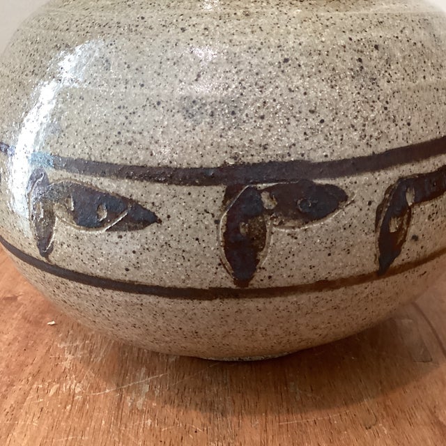 Vintage Stoneware Studio Pottery Vase Tan/Brown Speckled Glaze Moriage Style Signed For Sale In Chicago - Image 6 of 12