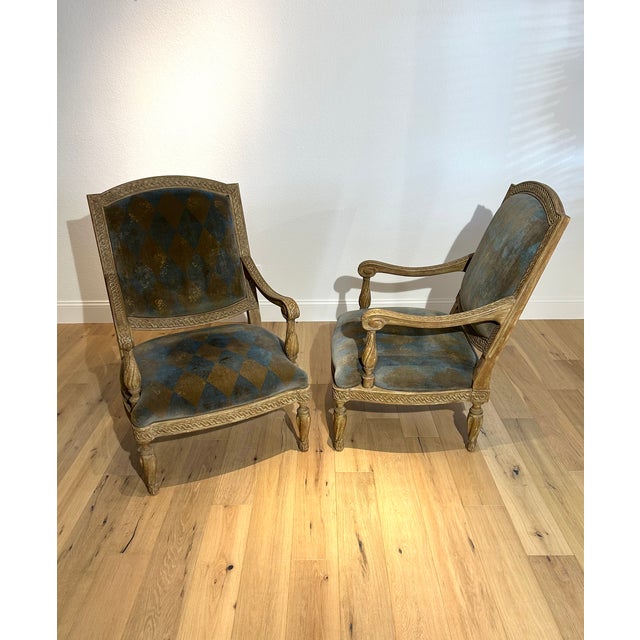 Formations 1990s Pair Dennis & Leen / Formations Carved Italian Chairs #Ch-03 For Sale - Image 4 of 4
