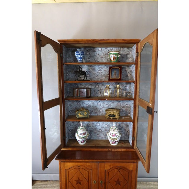 Wood 19th Century Walnut Display Cases, Set of 2 For Sale - Image 7 of 15