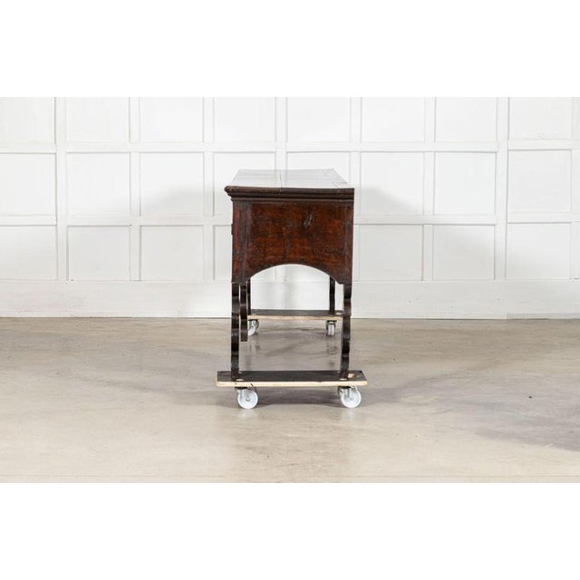 Large 18th Century English Oak Dresser Base, 1780 For Sale - Image 6 of 17