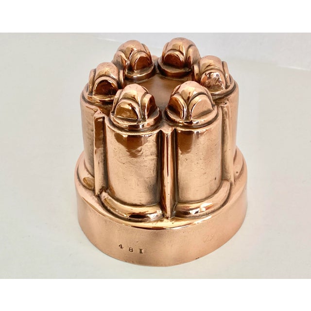 Metal Late 19th Century Antique English Copper Mold Made by Benham & Froud for Harrod's of London #481 For Sale - Image 7 of 10