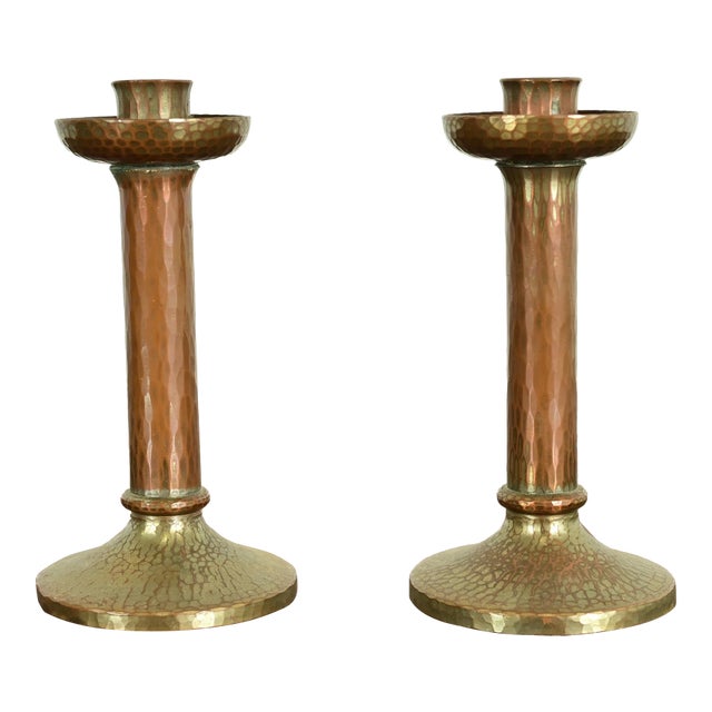 Roycroft Arts & Crafts Brass Finished Hammered Copper Candlesticks, Pair For Sale