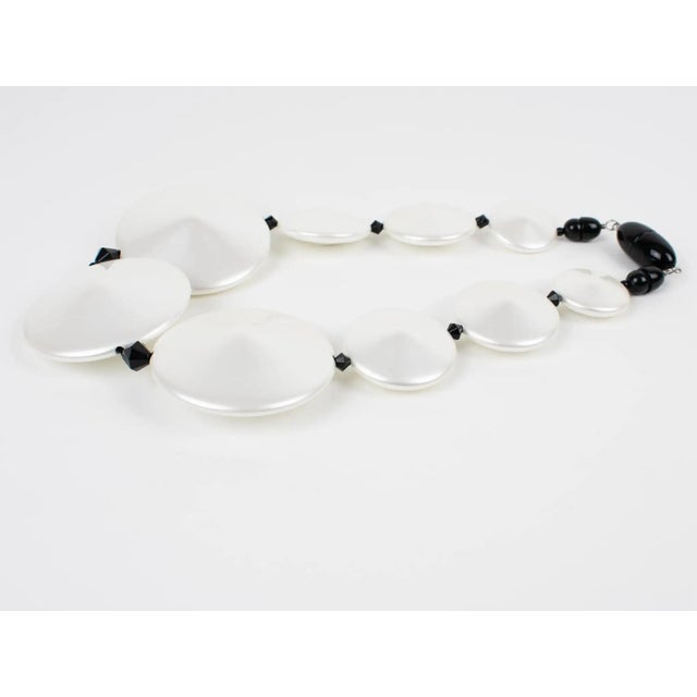 2000 - 2009 Angela Caputi Pearlized White and Black Resin Necklace For Sale - Image 5 of 8