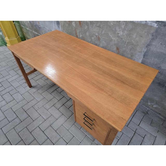 Brown Mid-Century Danish Desk in Oak from Børge Mogensen, 1970s For Sale - Image 8 of 18