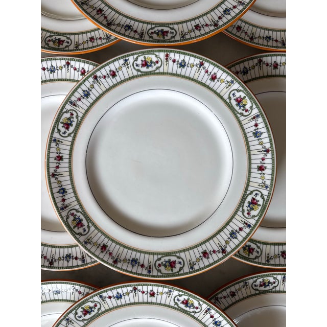 Art Deco Early 20th Century Royal Doulton Dinner Plates - Set of 12 For Sale - Image 3 of 12
