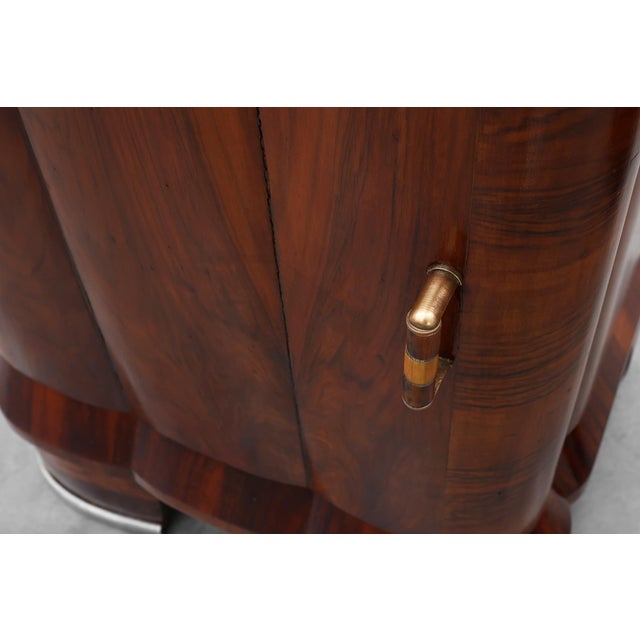 Art Deco Nightstands in Walnut, Italy, 1920s, Set of 2 For Sale - Image 12 of 18