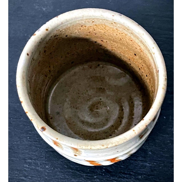 Ceramic Stoneware Tea Bowl in Shino Style by Warren Mackenzie For Sale - Image 10 of 11