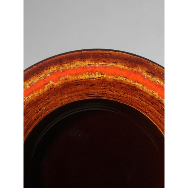 Gabriel Burmeister was the artist, graphic designer and potter, who in 1925 acquired a faience factory in Timmernabben...