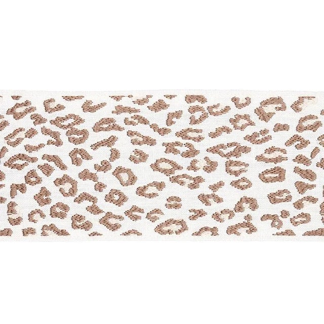 Schumacher Sample- Schumacher Safari Trim in Sand & Ivory For Sale - Image 4 of 4