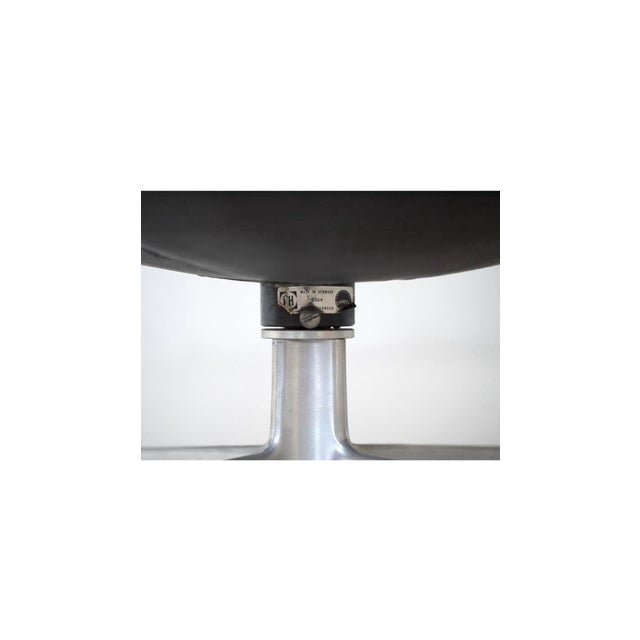 1950s Egg Chair-Arnee Jacobsen for Fritz Hansen For Sale In Austin - Image 6 of 6