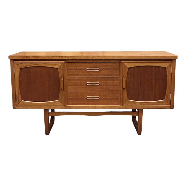 Mid Century Modern Teak Credenza c.1960 For Sale