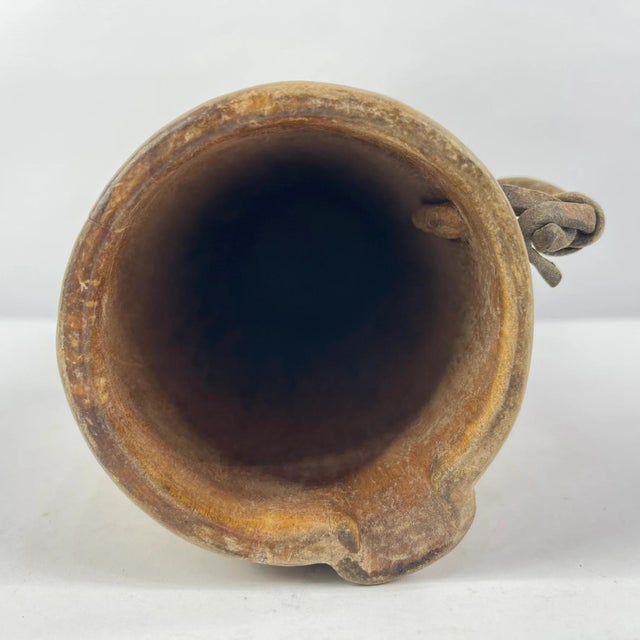 Tan Early 20th Century Tutsi Milk Jug Rwanda MATTER COLLECTION For Sale - Image 8 of 8