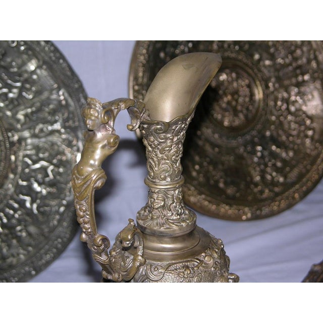Embossed Bronze Jugs and Basins with Allegorical Scenes by Colleoni of Bergamo, 1890s-1910s, Set of 4 For Sale - Image 4 of 17