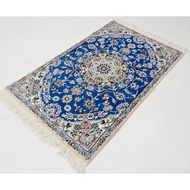 Blue Middle Eastern Rug in Wool For Sale - Image 8 of 10