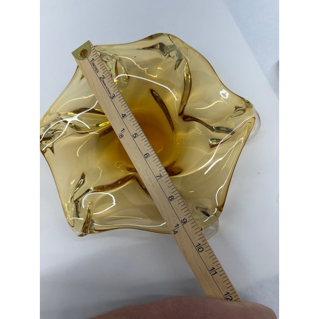 Glass Mid-Century Amber Glass Swirl & Pinwheel Catchall Bowls - Pair For Sale - Image 7 of 9