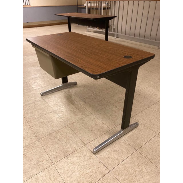 Herman Miller Action Office Table by George Nelson For Sale - Image 13 of 13