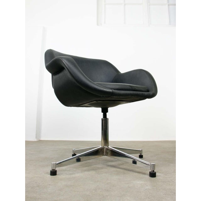 Vintage Italian Black Leatherette and Chrome Swivel Chair, 1970s For Sale - Image 11 of 18