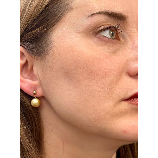 Golden South Sea Pearl Dangling Earrings 14 Karat Yellow Gold For Sale - Image 14 of 18