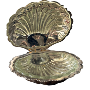 Vintage Silver Plated Hinged Shell Dish With Glass Inlay – Coastal Regency Decorative Box