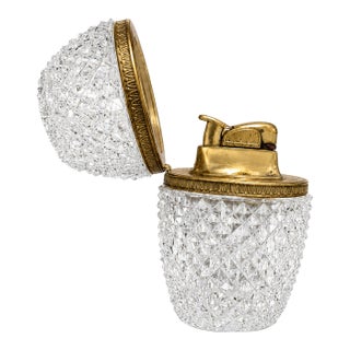 1930s Vintage French Baccarat Style Pressed Glass Table Lighter W/Hinged Lid 4" For Sale