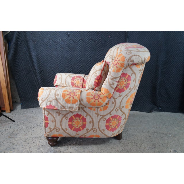 Textile Vintage Pearson Floral Tufted Club Lounge Library Armchair & Ottoman For Sale - Image 7 of 14