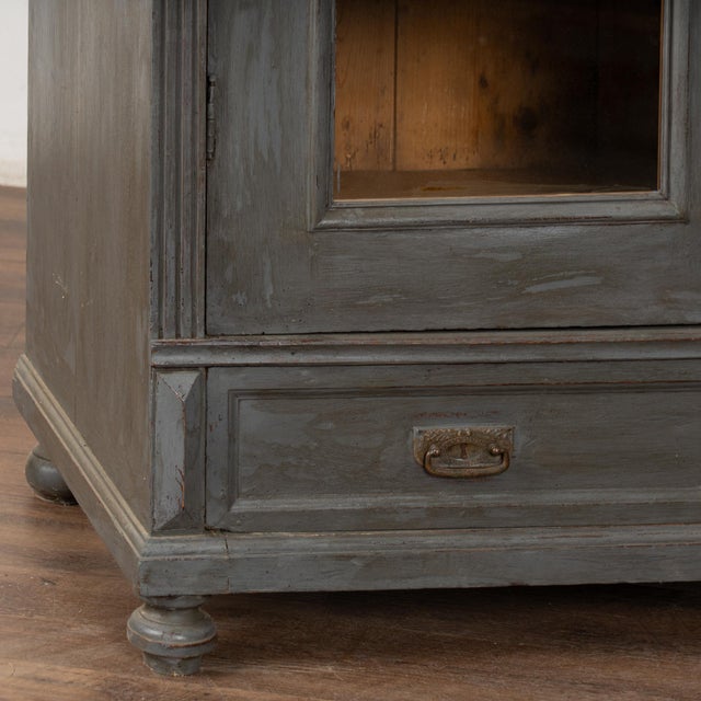 Wood Late 19th Century Gray Pine Bookcase Display Cabinet With Glass Doors For Sale - Image 7 of 9