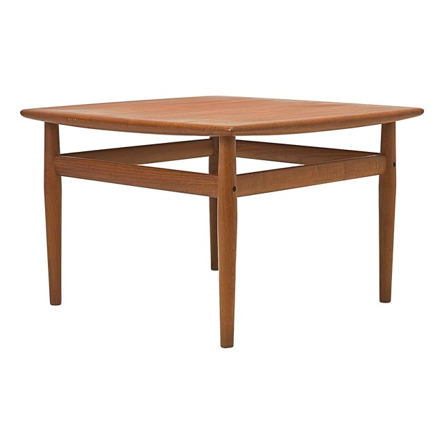 Side Table in Teak by Grete Jalk for Glostrup Møbelfabrik, Denmark, 1960s For Sale