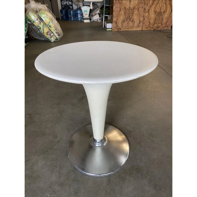 Metal Philippe Starck Style White Modernist Stool and Table Set For Sale - Image 7 of 10