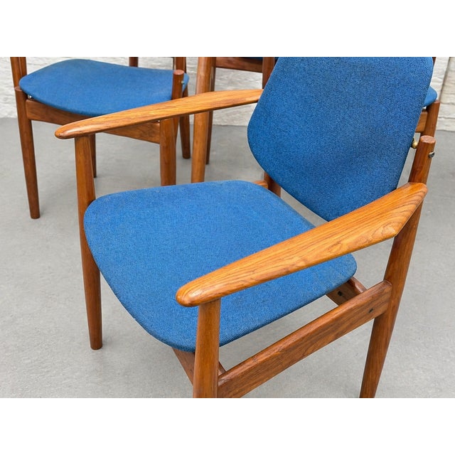 Mid-Century Modern Rare Mid Century Modern Danish Teak Model 203 Dining Chairs by Arne Vodder for France & Daverkosen, Set of Six For Sale - Image 3 of 15